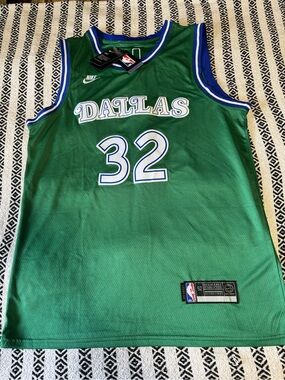 Nike Green NBA Swingman Jersey Size 52